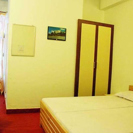 Hotel Bhagat Chamoli Værelse billede